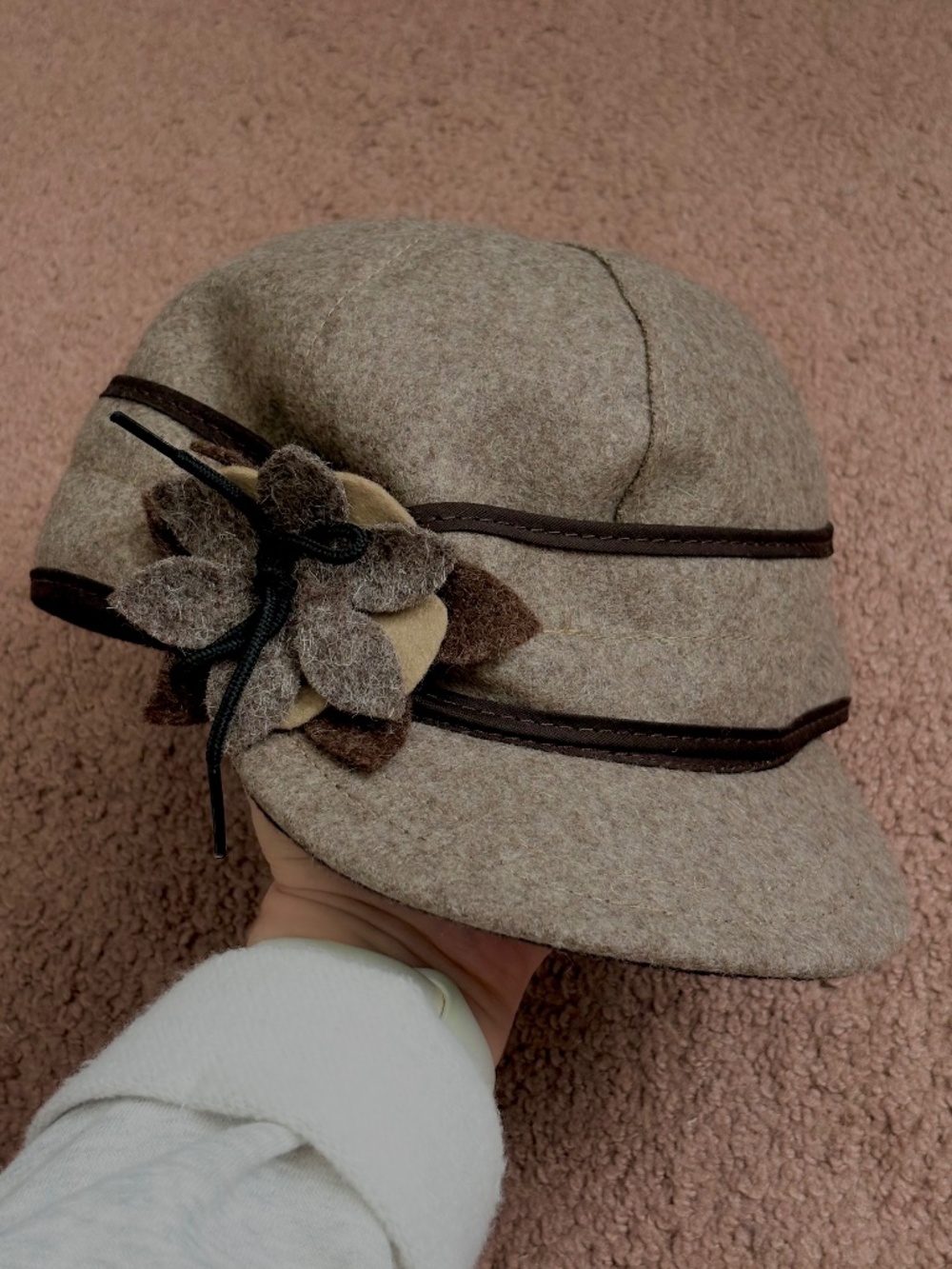 Stormy Kromer Petal Pusher Winter Cap Hat Wool Gray Brown Floral Sz 7 USA Made